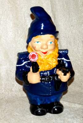 Polizei Gartenzwerg Polizist